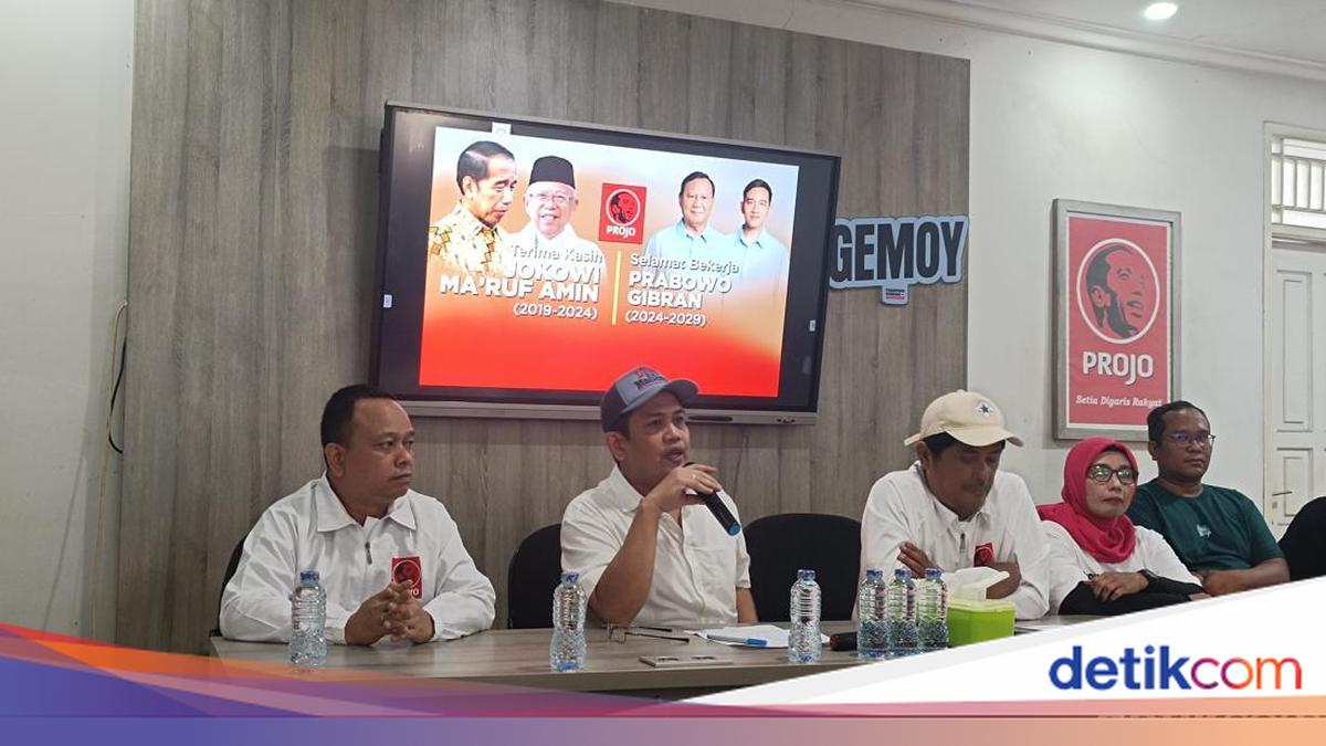 Panel Barus Projo Ungkap Pesan Jokowi untuk Organisasi: Kawal Pemerintahan Prabowo ...