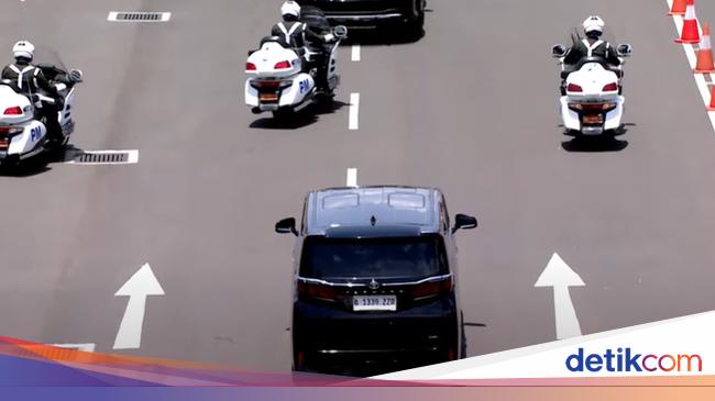 Jokowi di Hari Terakhir Jadi Presiden: Naik Mercy, Alphard Pelat ZZ, di Solo Pakai Maung