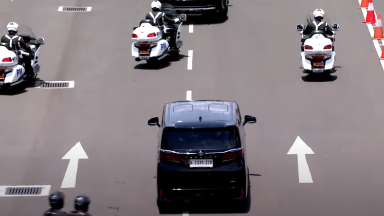 Toyota Alphard Jokowi: Lebih dari Sekadar Mobil Kepresidenan