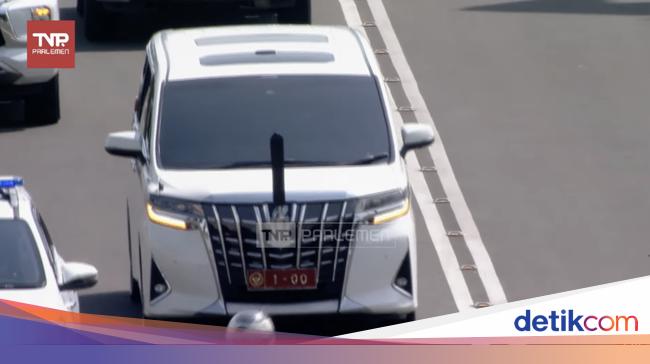 Ini Mobil yang Antarkan Prabowo ke Pelantikan Presiden di Gedung MPR/DPR