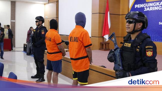 Nekat Selundupkan Sabu di Selangkangan, 2 WNI Dibekuk Bea Cukai Batam