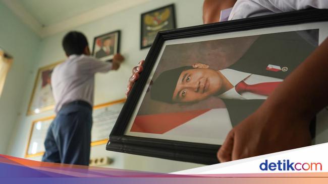 Pemasangan Foto Presiden dan Wapres di Sekolah hingga Instansi