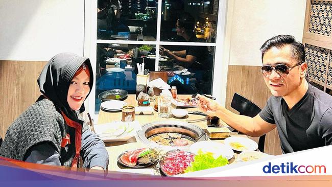 Gus Miftah Jadi Utusan Khusus, Ini Momennya Makan Sate dan Tengkleng