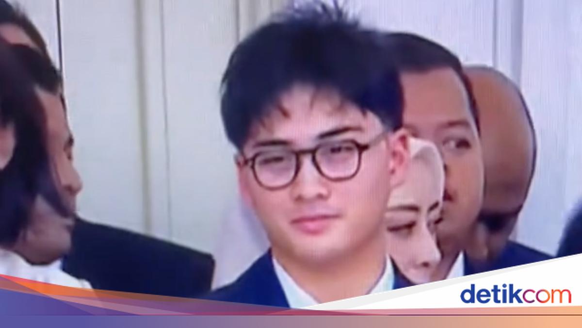 Kyran Djiwandono, Cucu Prabowo Curi Atensi saat Hadiri Pelantikan Presiden