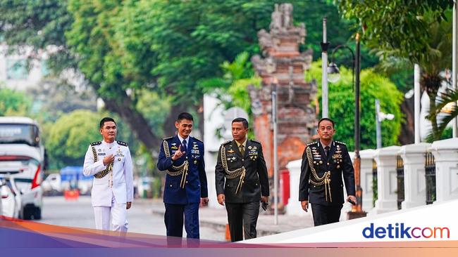 Ini 4 Ajudan Presiden Prabowo Subianto dari TNI-Polri