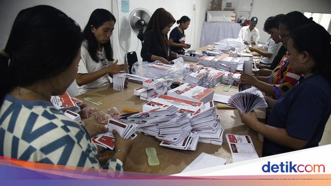 Sebulan Jelang Coblosan Pilgub Jakarta 2024, KPU Masih Lipat Surat Suara