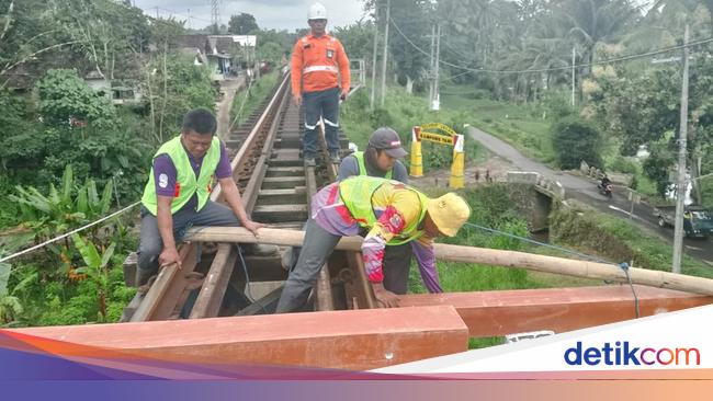 KAI Ganti Bantalan Rel Kayu Jadi Sintetis, Biar Awet dan Irit Perawatan