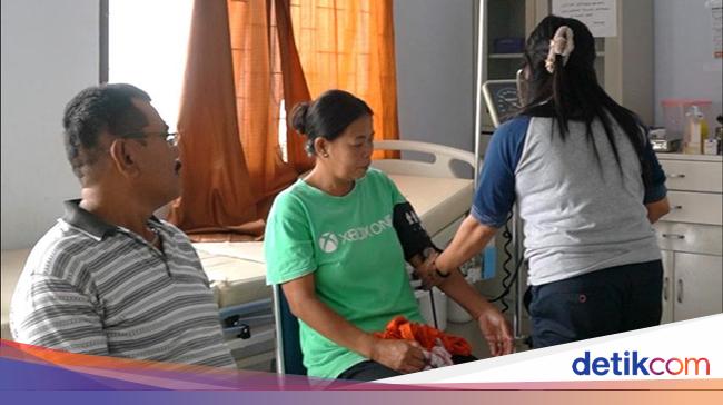 Warga Desa Sali-sali Rasakan Mudahnya Berobat ke Puskesmas di Pegunungan