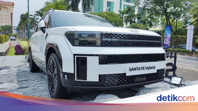 Baru Dua Minggu, Hyundai Santa Fe Sudah Dipesan Segini