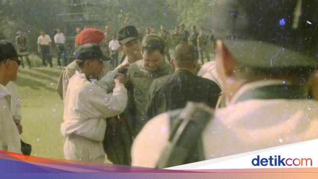 Cerita 'Ceramah Kepemimpinan' Prabowo yang Terjun Payung di Lembah Tidar