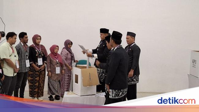 KPU Jakarta Gelar Simulasi Pemungutan Suara Pilkada, Banyak Antrean Pemilih