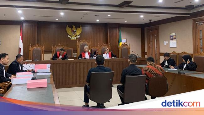 3 Terdakwa Kasus Korupsi Jalur KA Besitang-Langsa Dituntut 6-8 Tahun Bui