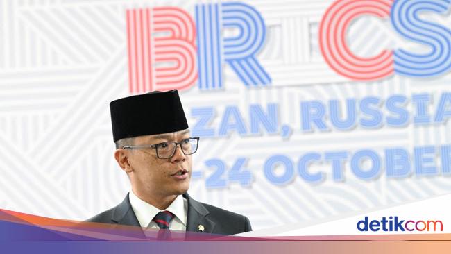 Menlu Sugiono: Evakuasi Warga Gaza Masih dalam Tahap Konsultasi 2 Menlu Sugiono Jelaskan soal Evakuasi Warga Gaza: Bukan Relokasi