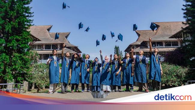 Biaya Pendidikan Kian Naik, Ini Manfaat Asuransi Dwiguna buat Kuliah Anak