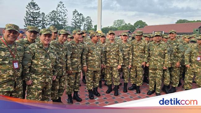 Berseragam Loreng, Begini Suasana Retreat Prabowo-Para Menteri di Magelang