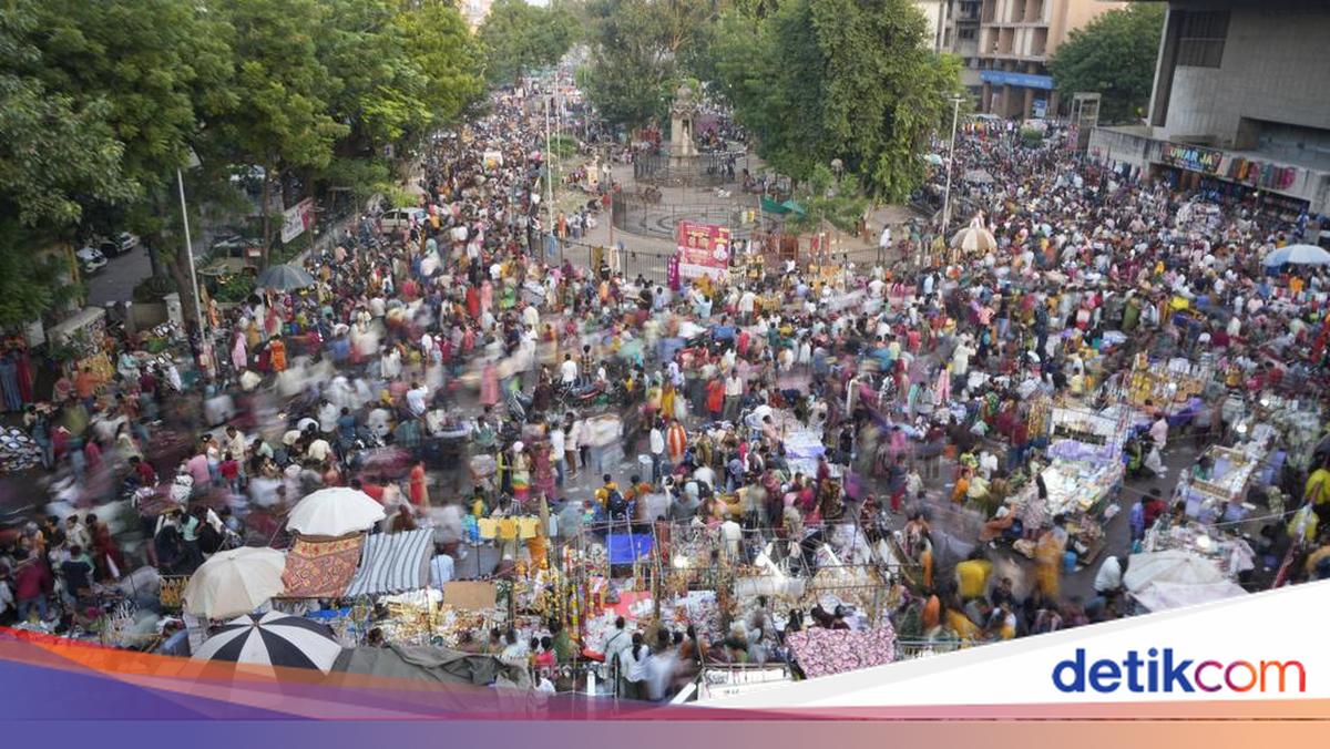 Jelang Diwali, Pasar India Dipadati Pembeli