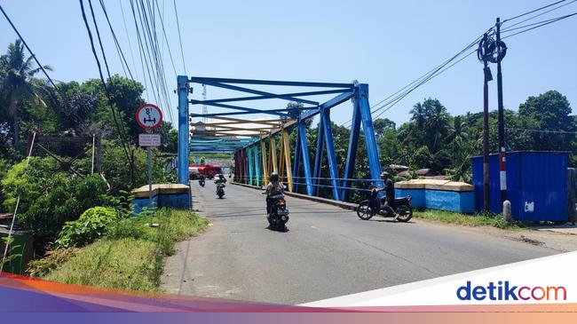 Mengenang Tragedi Ambruknya Jembatan Ulak Surung yang Tewaskan Belasan ...