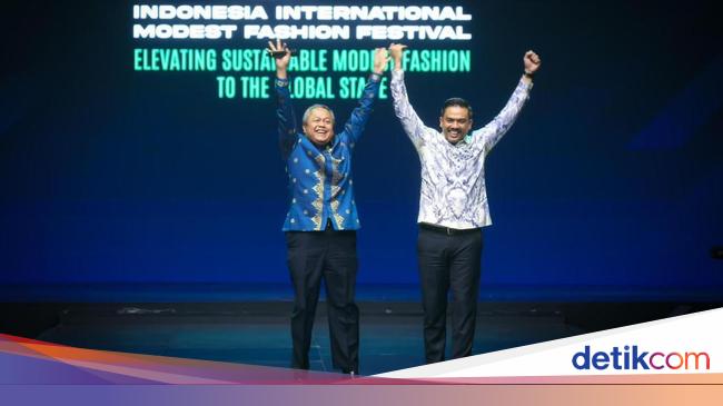 Menteri UMKM Sebut RI Punya Peluang Besar Jadi Kiblat Fesyen Muslim Dunia