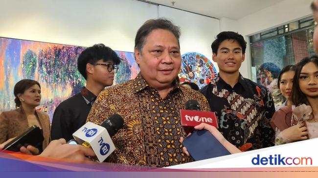 Bos Buruh Minta Airlangga-Pengusaha Tak Pakai UU Ciptaker soal Upah