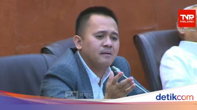 Legislator Geram Apple Minta Tax Holiday 50 Tahun: Emang Gila ini