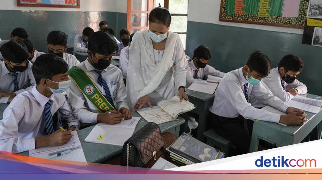 Polusi Udara Pakistan Mengerikan, Siswa-Guru Wajib Pakai Masker