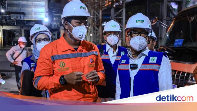 Kunjungi Industri Smelter di Morowali, Wamenaker Beri Arahan Ini