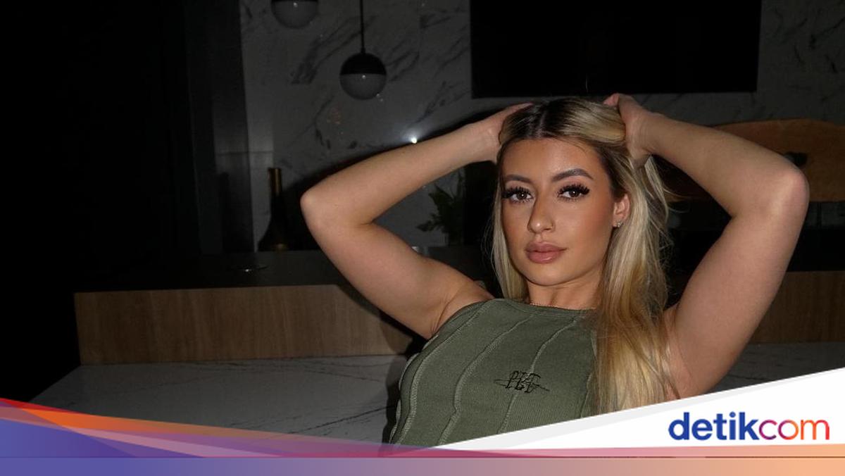 Potret Model Jadi Kontroversi, Galang Dana untuk Donald Trump Lewat