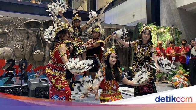 Mengenal Lebih Dekat Kebudayaan Kalimantan Bersama Sanggar Borneo