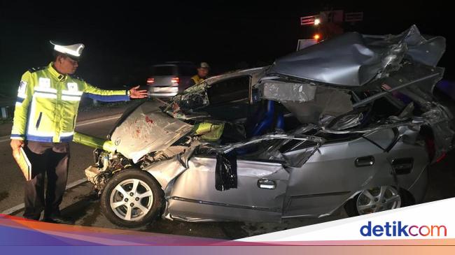 Kondisi Mobil Ayla Bripka Jody Usai Hantam Truk: Remuk-Nyaris Gepeng