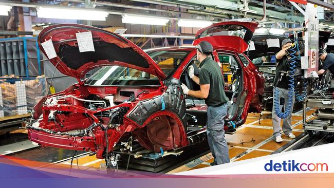 Nissan Bakal PHK 9 Ribu Karyawan, Gaji CEO Dipotong Setengah!