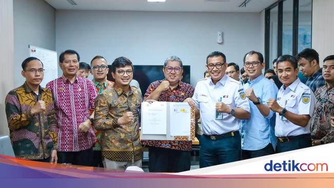 Teken Kontrak IMO, KAI Perkuat Komitmen Jaga Keandalan Prasarana Kereta Api
