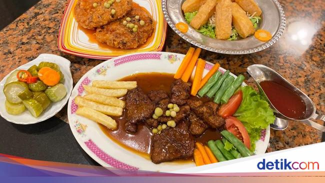 Restoran Paramount Jadi Tempat Makan Keluarga Legendaris Penuh Kenangan