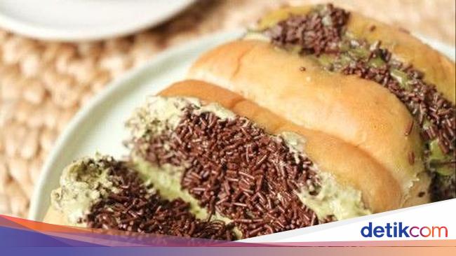 10 Roti Sisir Jadul yang Empuk Lembut Buat Teman Ngopi