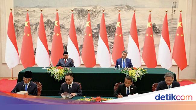 Ikut Prabowo ke China, Bahlil Teken 2 Kerja Sama di Sektor Mineral