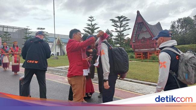 Sambut Atlet Aquabike, InJourney Airport Tampilkan Seni Budaya di Bandara