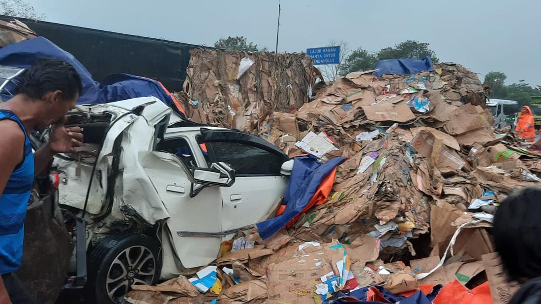 Kenapa Lokasi Tabrakan Beruntun Cipularang Rawan Kecelakaan?