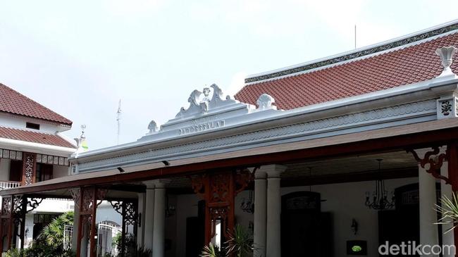 Menyusuri Jejak Restorasi Hotel Daroessalam Pasuruan