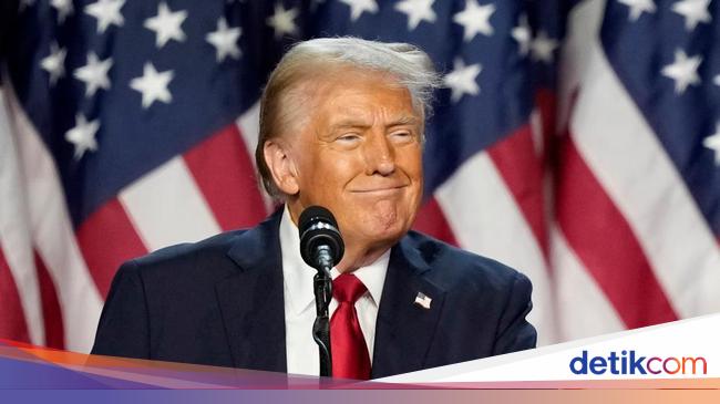 Trump Gaet Loyalisnya, Perkuat Sikap Soal Imigrasi