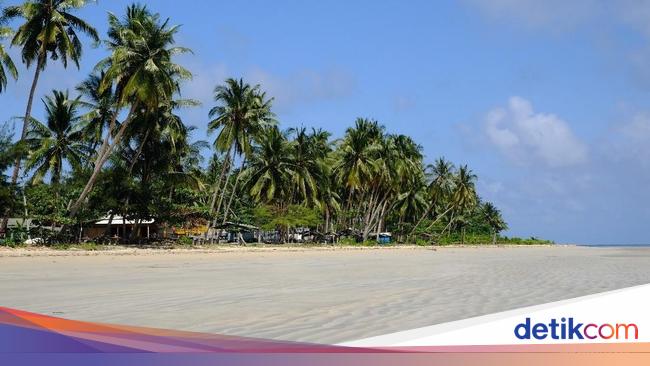 Pesona Bahari Pulau Bunguran Besar di Natuna yang Tak Ada Dua