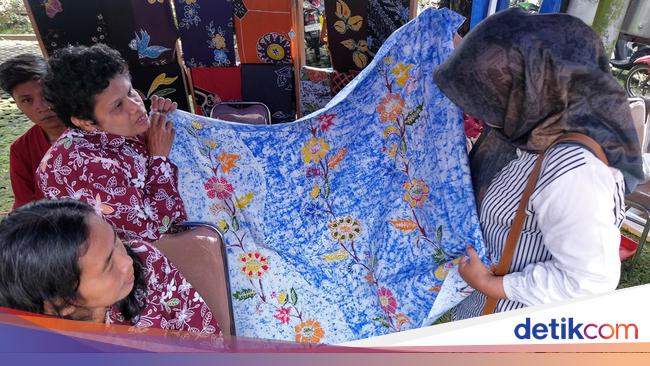 Keren! Batik-batik Ini Karya Penyandang Disabilitas