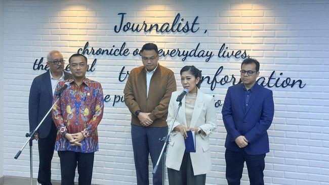 Bertemu Menkomdigi, Mensesneg Pesan Pemerataan Internet di Indonesia