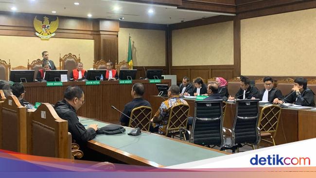 Eks Sestama Basarnas Didakwa Rugikan Negara Rp 20,4 M di Kasus Korupsi Truk