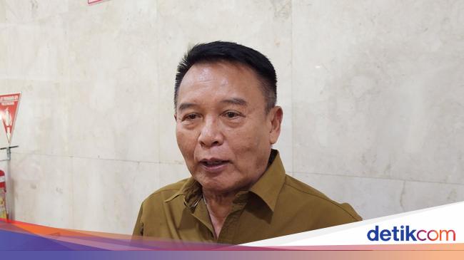 Seskab Letkol Teddy di Bawah Setmilpres, TB Hasanuddin: Sesuai UU TNI