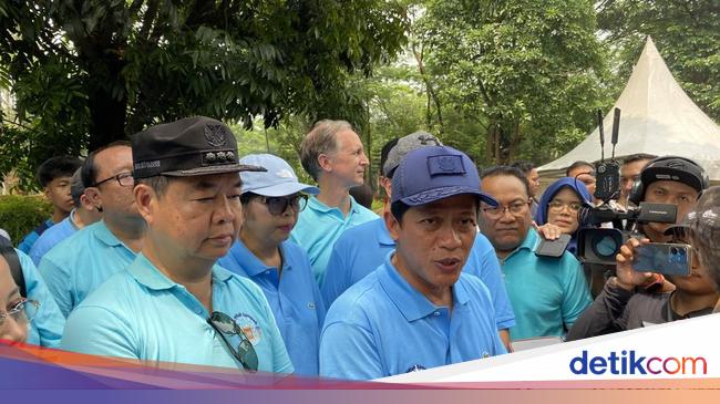 Menteri LH Sebut 55 Juta Ton Sampah di Bantargebang Setara Gedung 16 Lantai