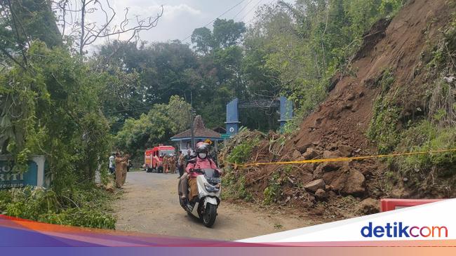 Dekso Kalibawang Kulon Progo jalan raya lalu lintas