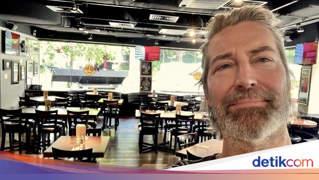 Michael Learns To Rock Mampir ke Kafe Tempat Manggung 30 Tahun Lalu