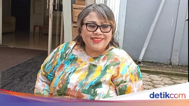 Lega Sembuh dari Kanker, Nunung Down Lagi Usai Mpok Alpa Meninggal