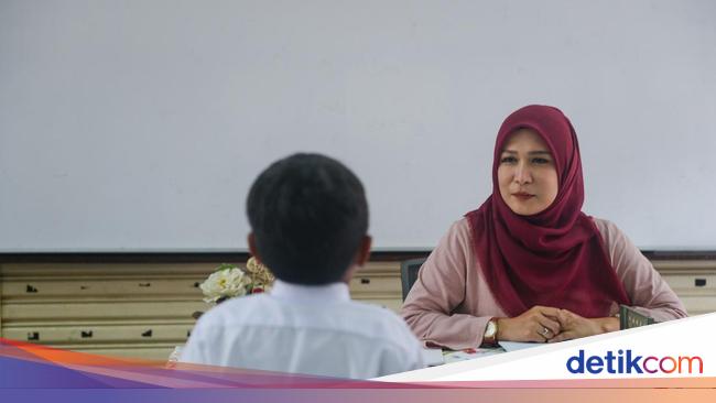 30 Ucapan Hari Guru Nasional 2024, Cocok Jadi Status di Instagram dan WA!