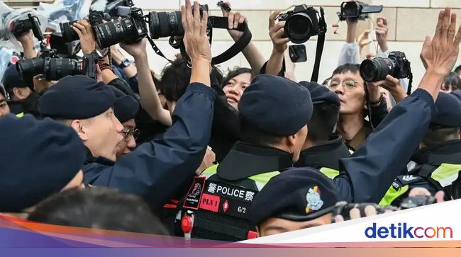 Dampak UU Keamanan, Hong Kong Vonis Penjara 45 Aktivis Pro-Demokrasi