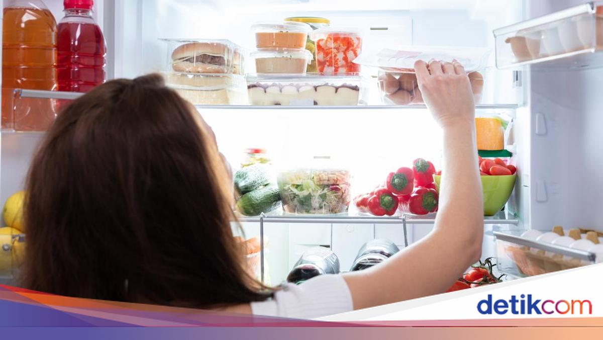 5 Langkah Membersihkan Kulkas Pakai Soda Kue, Mudah dan Efektif